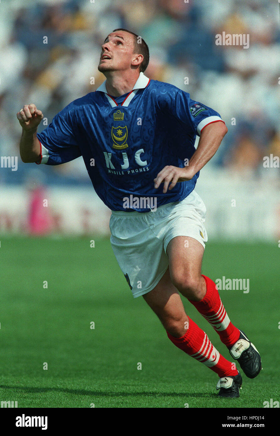 ROBBIE PETHICK PORTSMOUTH FC 18 Août 1997 Banque D'Images