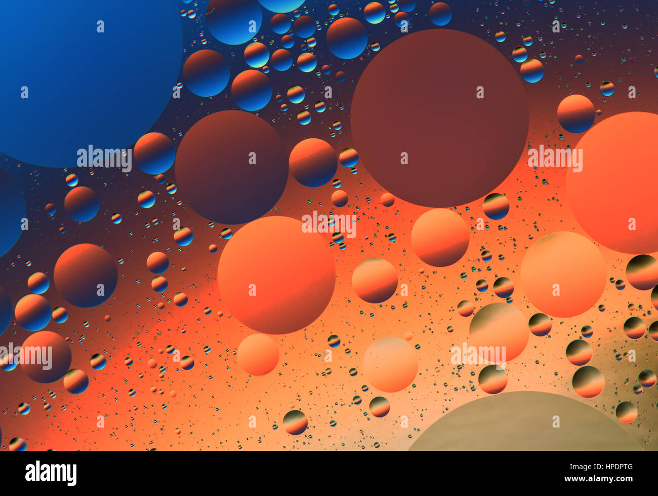 L'huile et l'eau résumé Banque D'Images