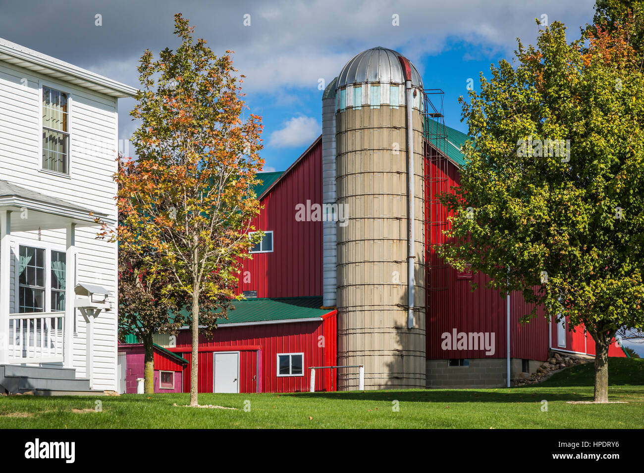 Un Amish farm dans la campagne près de Kidron, Ohio, USA. Banque D'Images