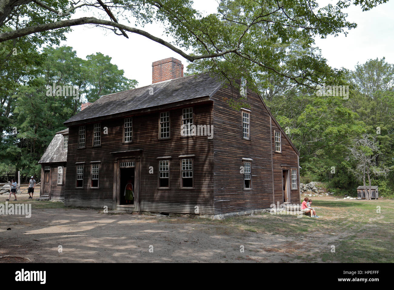 Taverne Hartwell est une maison du xviiie siècle restaurée et taverne, Minute Man National Historical Park, comté de Middlesex, Massachusetts, United States. Banque D'Images
