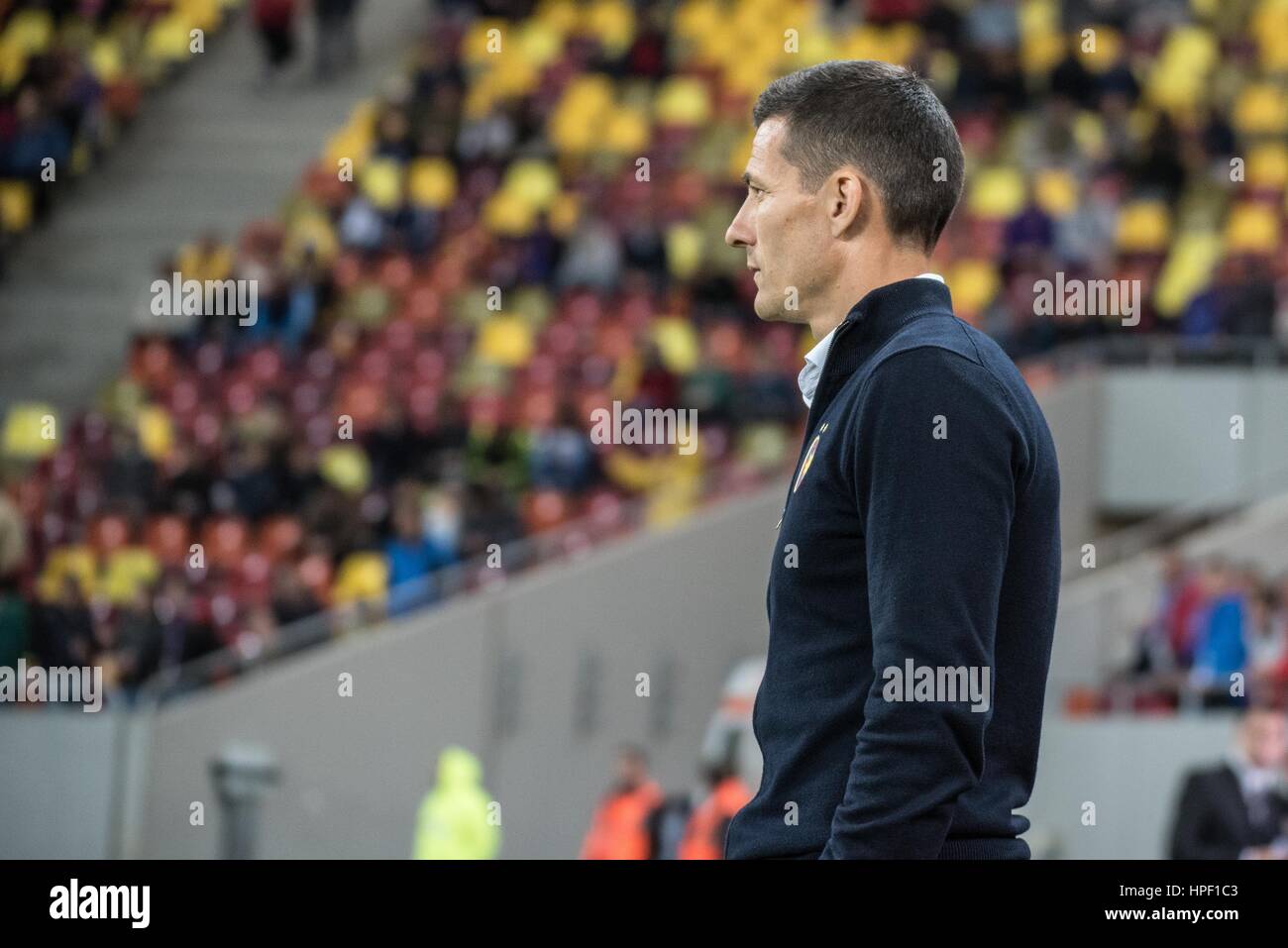 29 avril 2015 : l'entraîneur de Costantin Galca FCSB en action au cours de la Liga je jeu Soccer Roumanie entre FC Steaua Bucarest ROU et ASA 2013 Targu Mures ROU au niveau national Arena, Bucarest, Roumanie ROU. Foto : Catalin Soare Banque D'Images