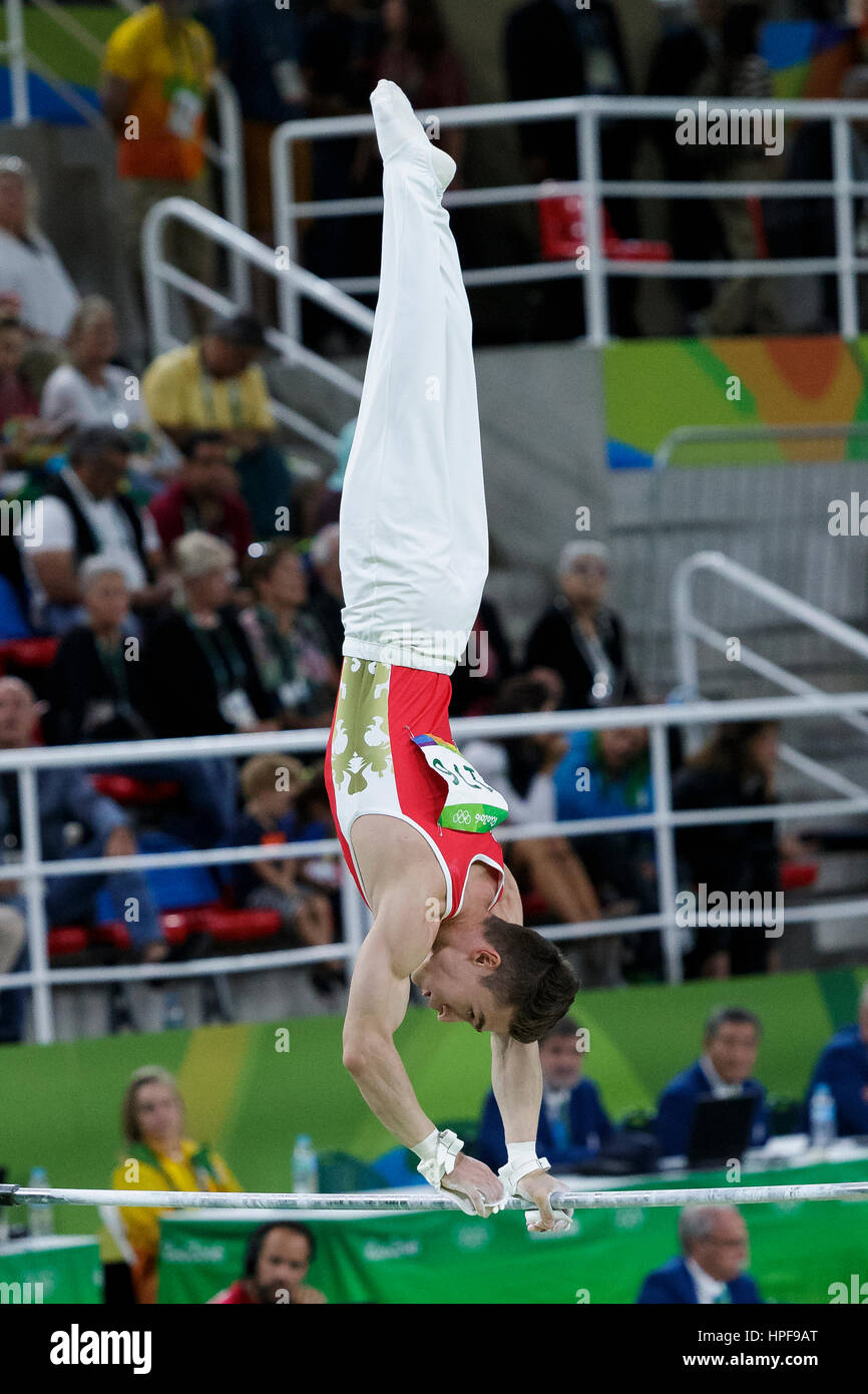 Rio de Janeiro, Brésil. 08 août 2016 Nikolai Kuksenikov (RUS) effectue sur la barre horizontale au cours de l'équipe artistique du Hommes finale aux Jeux Olympiques de 2016 S Banque D'Images