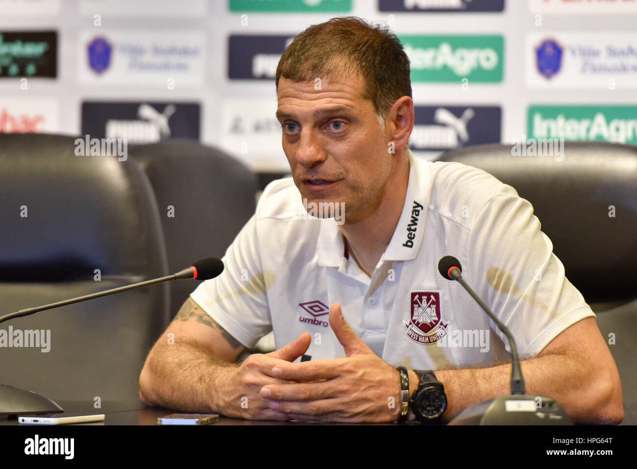 Slaven Bilic le Premier Manager de l'équipe de West Ham United lors de la conférence de presse de la fin de la partie- l'UEFA Europa League 3ème tour de qualification Deuxième étape - Astra Giurgiu vs West Ham Utd - Stadionul Marin Anastasovici - Giugiu - Roumanie - 6 août 2015 - Photo : Cronos/Catalin Soare Banque D'Images