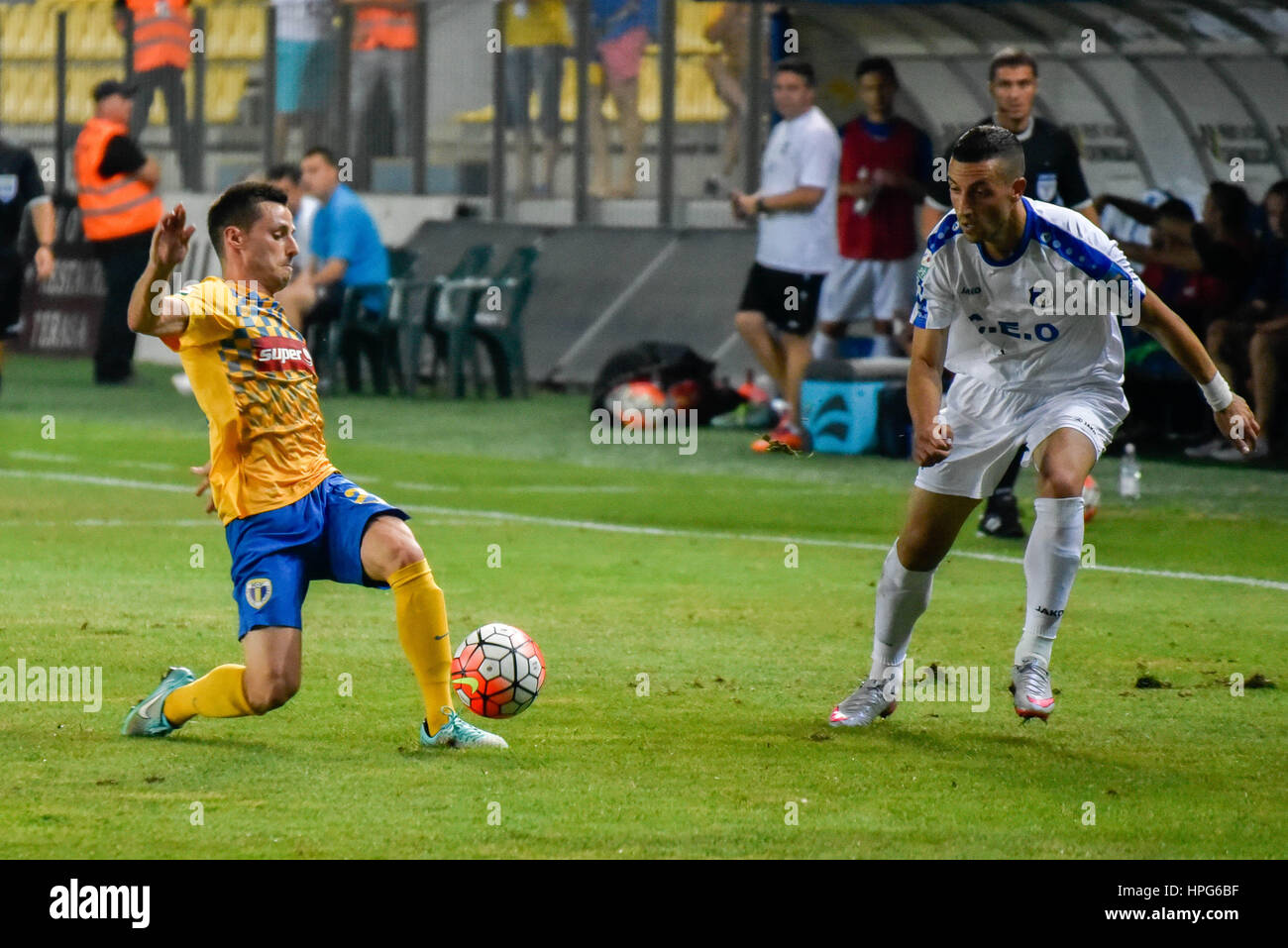 8 août 2015 : Nicolas Farina # 23 de d en action au cours de la Liga I jeu entre d'ROU et Pandurii Targu Jiu ROU à Ilie Oana Stadium, Roumanie ROU. Photo : Cronos/Catalin Soare Banque D'Images