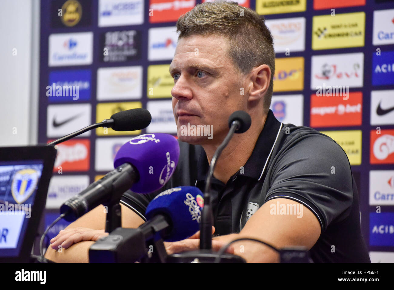 8 août 2015 : Tibor Selymes de l'entraîneur d'arrière à la conférence de presse à la fin de la Liga I jeu entre d'ROU et Pandurii Targu Jiu ROU à Ilie Oana Stadium, Roumanie ROU. Photo : Cronos/Catalin Soare Banque D'Images