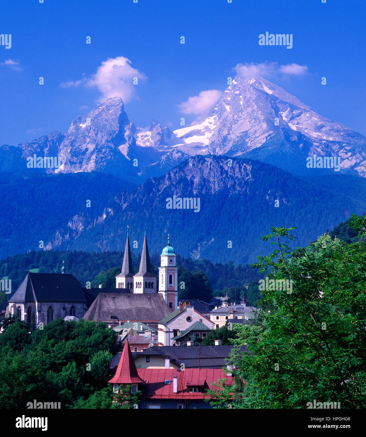 La ville de Berchtesgaden et la montagne Watzmann, Bavière, Allemagne Banque D'Images
