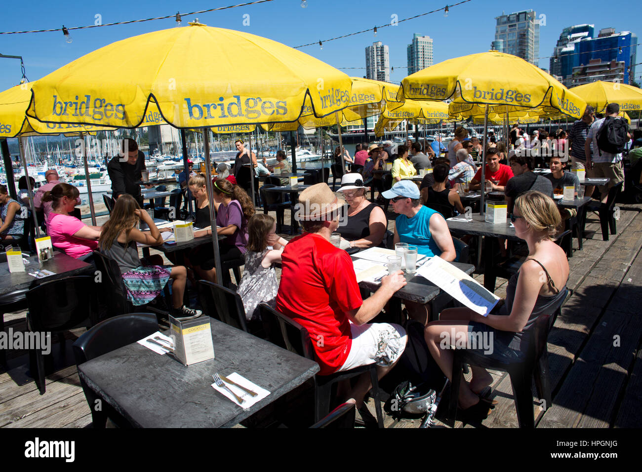 Terras à Granville Island, Vancouver Banque D'Images