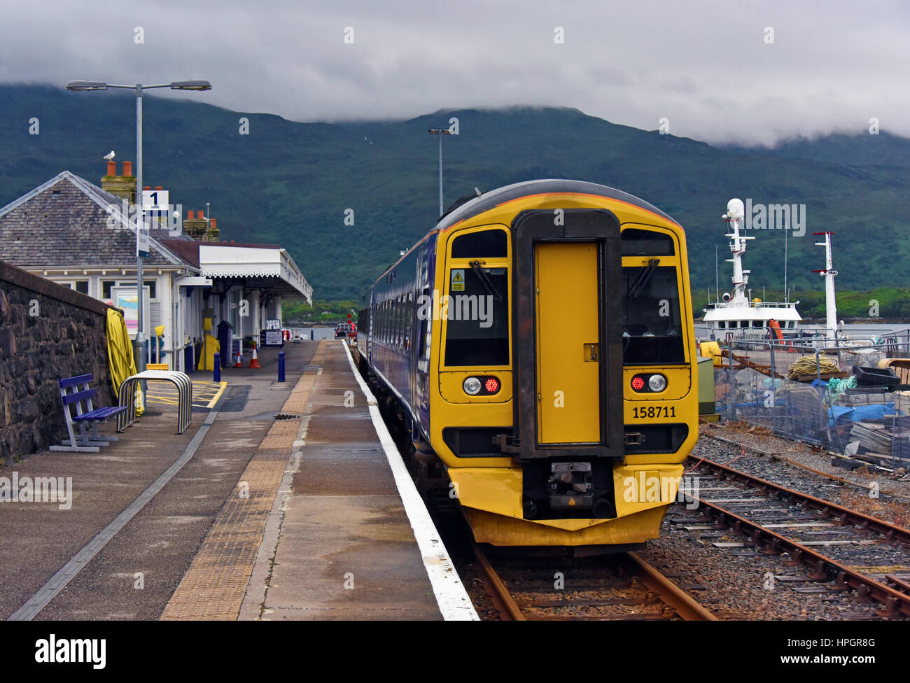 British Rail Class 158 Express diesel Sprinter. Kyle of Lochalsh, Ross et Cromarty, Ecosse, Royaume-Uni, Europe. Banque D'Images