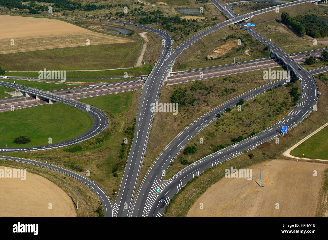 France, Bourgogne, vue aérienne d'un échangeur près de Couretnay, A6, A19 Banque D'Images