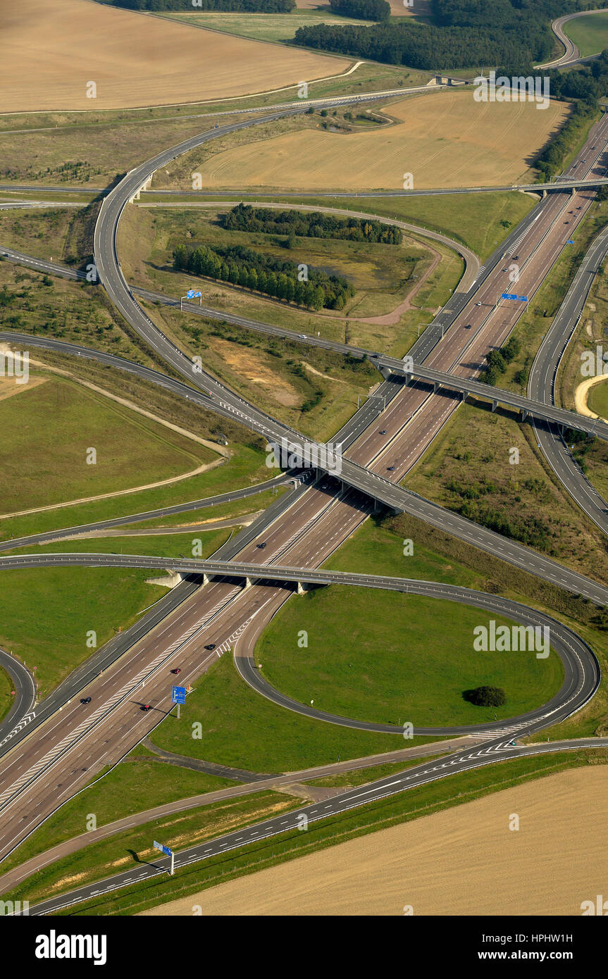 France, Bourgogne, Yonne, vue aérienne d'un échangeur près de Courtenay, A6, A19 Banque D'Images