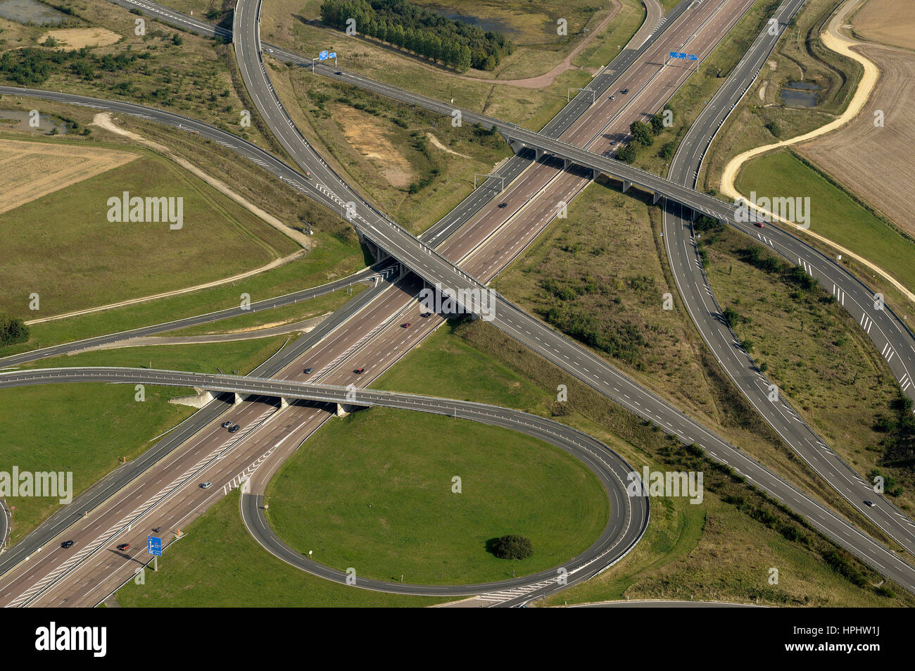 France, Bourgogne, Yonne, vue aérienne d'un échangeur près de Courtenay, A6, A19 Banque D'Images