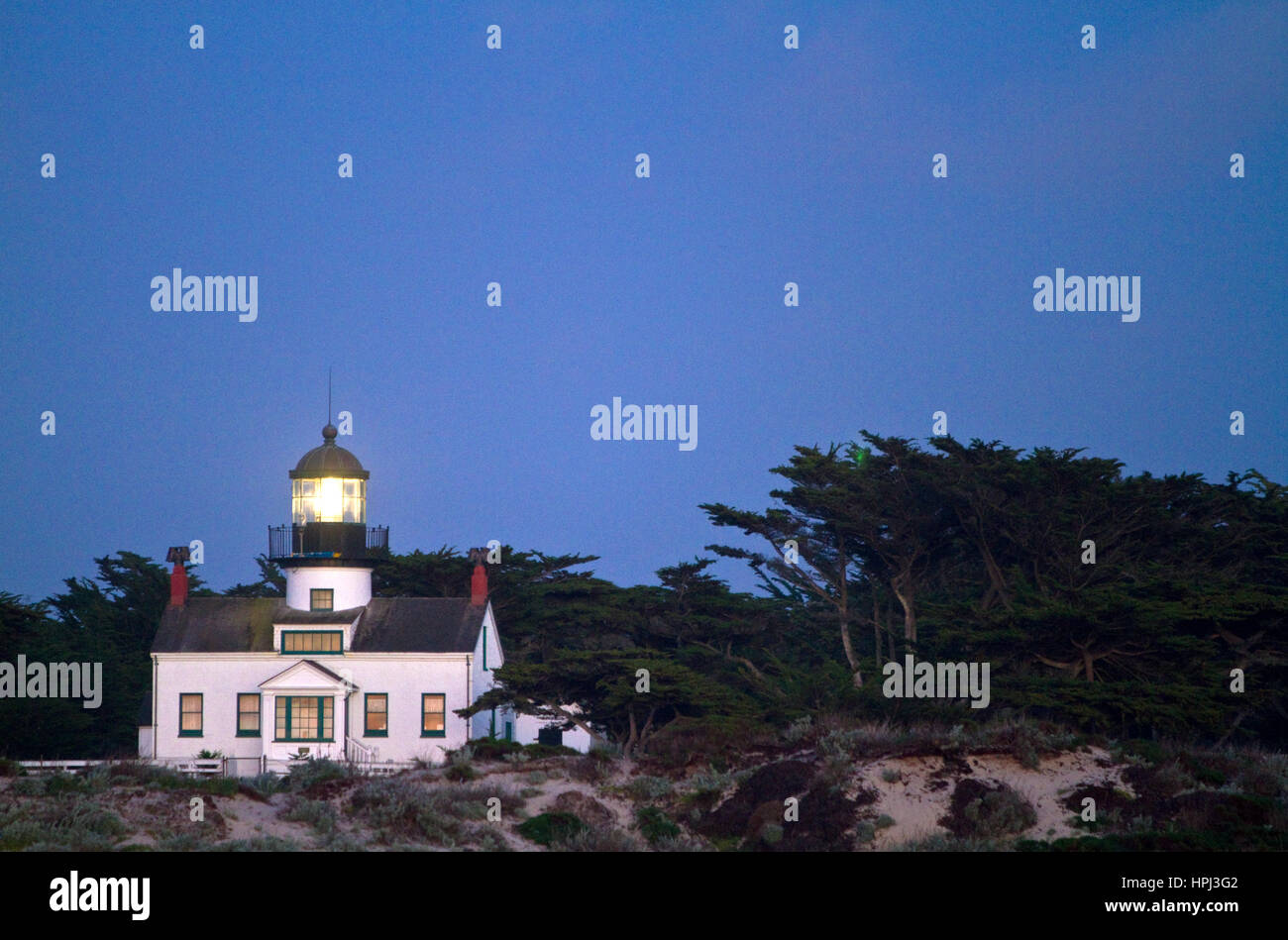 Le phare de Point Pinos à Pacific Grove, California, USA. Banque D'Images