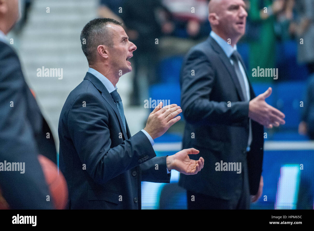 11 novembre 2015 : membre du personnel lors de l'Eurocup Buducnost match de basket-ball entre Steaua Bucarest EximBank CSM (ROU) vs Buducnost Podgorica Voli (MNE) au hall polyvalent à Bucarest, Roumanie ROU. Photo : Cronos/Catalin Soare Banque D'Images