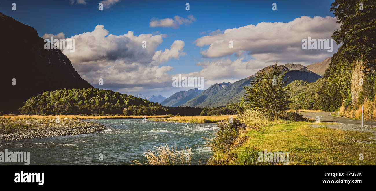 Sur la route entre Te anau et Milford Sound, Nouvelle Zélande Banque D'Images