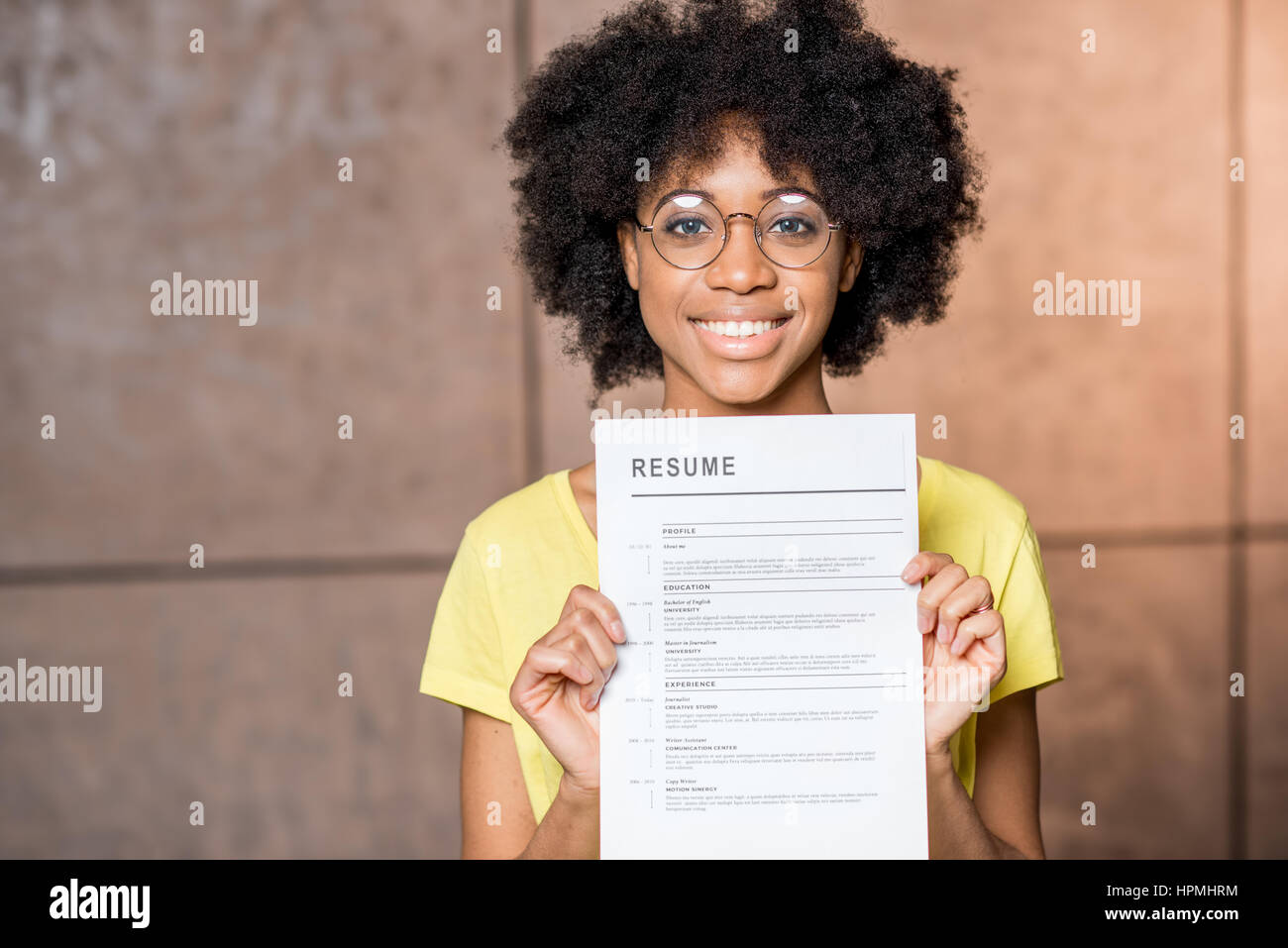 Femme africaine avec reprendre Banque D'Images