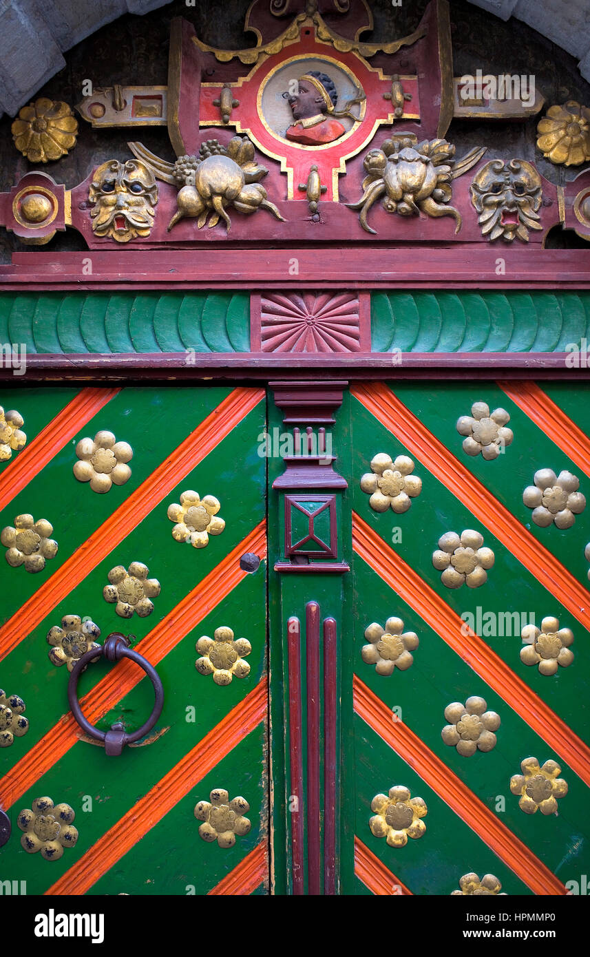 Maison de la Fraternité des Têtes Noires, détail de la porte principale de Tallinn, Estonie, Banque D'Images