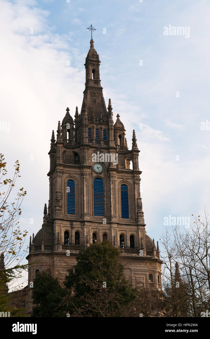 La Basilique Begona, un 16e siècle église dédiée au saint patron de Gascogne, la Vierge Begona, à la fin de l'escalier de Mallona Calzadas Banque D'Images