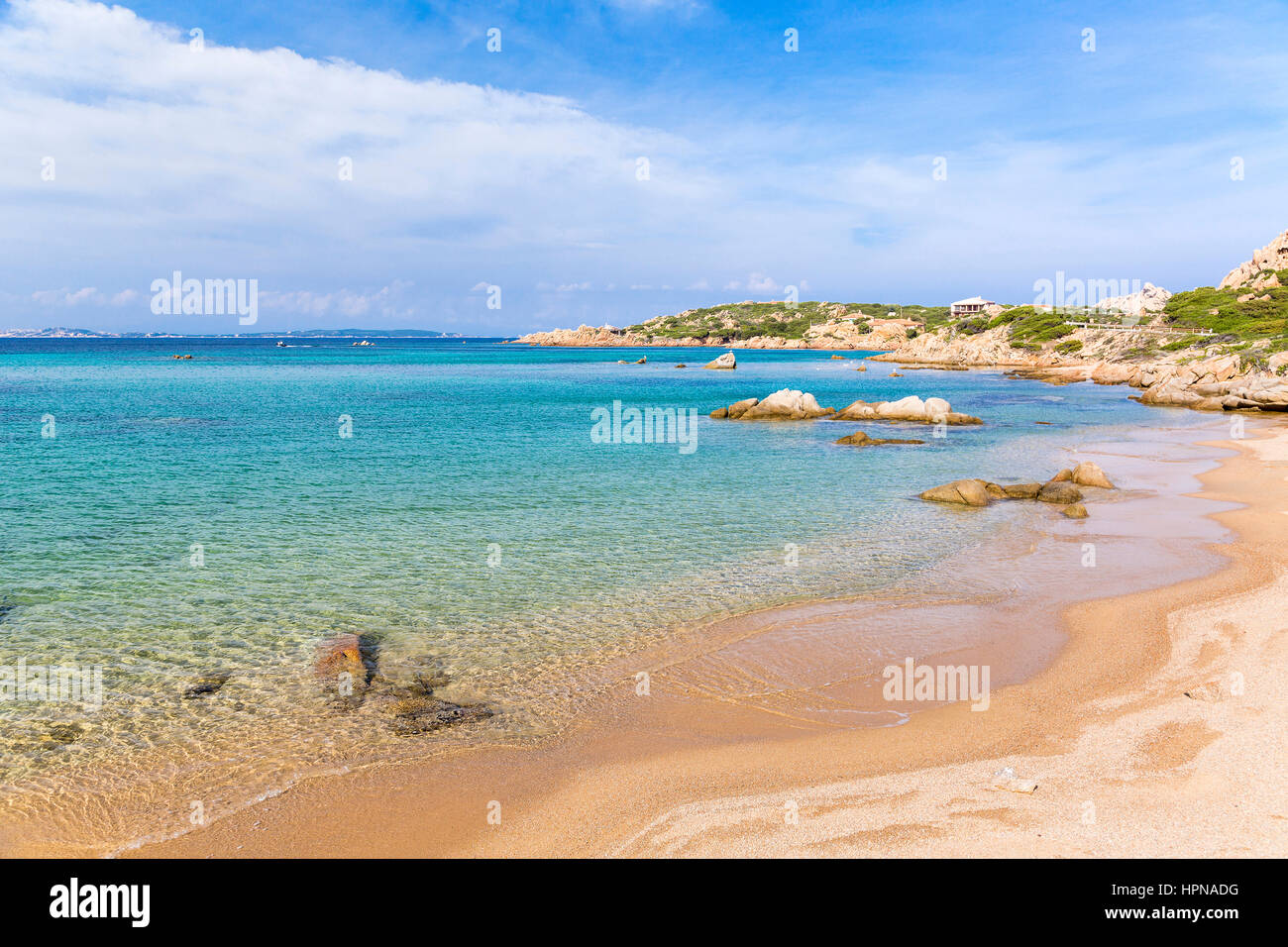 Voir Monti di Rena plage dans l'île de La Maddalena, archipel de parc national de la Maddalena, en Sardaigne, Italie Banque D'Images