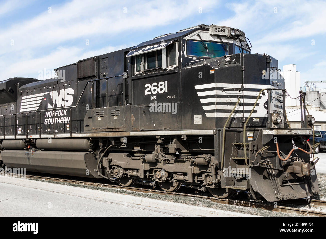 Indianapolis - Circa 2017 Février : Norfolk Southern Railway Train moteur. NS est un chemin de fer de classe I aux États-Unis et est répertorié comme CNE II Banque D'Images