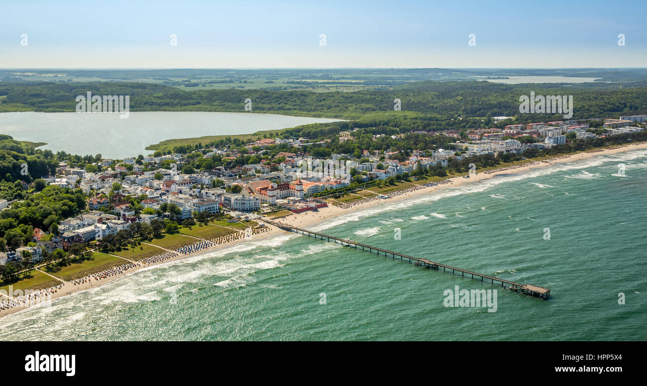 Longue plage de sable, Binz, côte de la mer Baltique, Mecklembourg-Poméranie-Occidentale, Allemagne Banque D'Images
