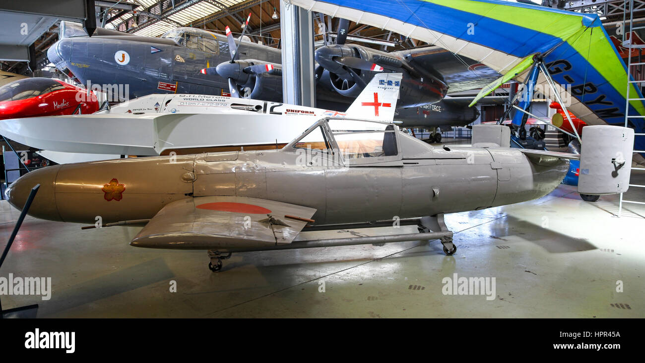 Le Yokosuka Mxy 7 Ohka Fleur De Cerisier Est Un Homme