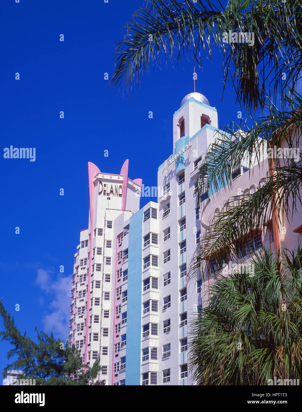 Bâtiments Art déco, Collins Avenue, Miami Beach, Floride, États-Unis d'Amérique Banque D'Images