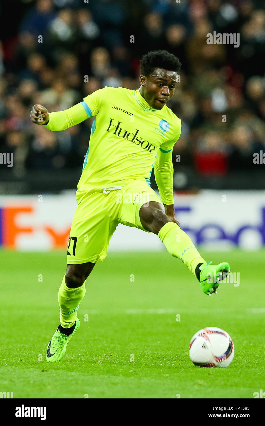 Londres, Royaume-Uni. Feb 23, 2017. Moïse Simon (Gent) Football/soccer : Moïse Simon de Gand au cours de l'UEFA Europa League Round de 32 match entre Tottenham Hotspur et KAA Gent au stade de Wembley à Londres, Angleterre . Credit : AFLO/Alamy Live News Banque D'Images