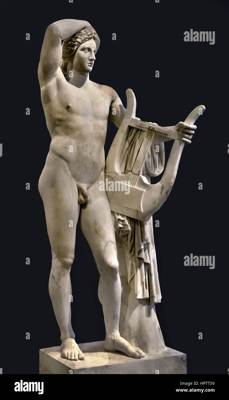 Statue d'Apollon Lykeios En, copie romaine du BCHead 140 et le corps de 2 différentes copies romain a été combiné au 18ème siècle le modèle était soit un original créé autour de 340 avant J.-C. dans le cercle autour de Praxitèle ou un remodelage de l'époque hellénistique autour de 150 avant JC. Banque D'Images