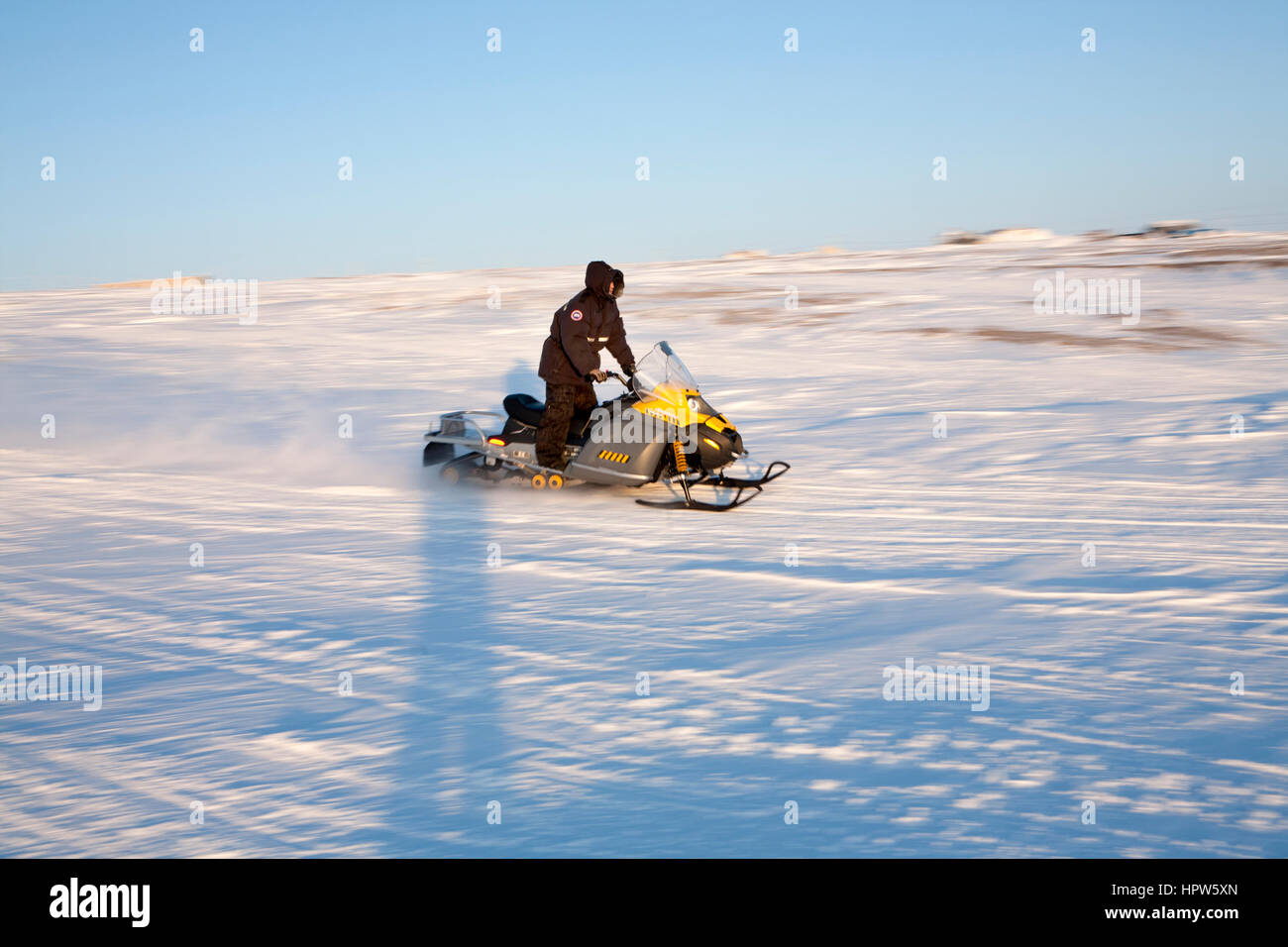 Scooter de neige au pôle nord Banque D'Images