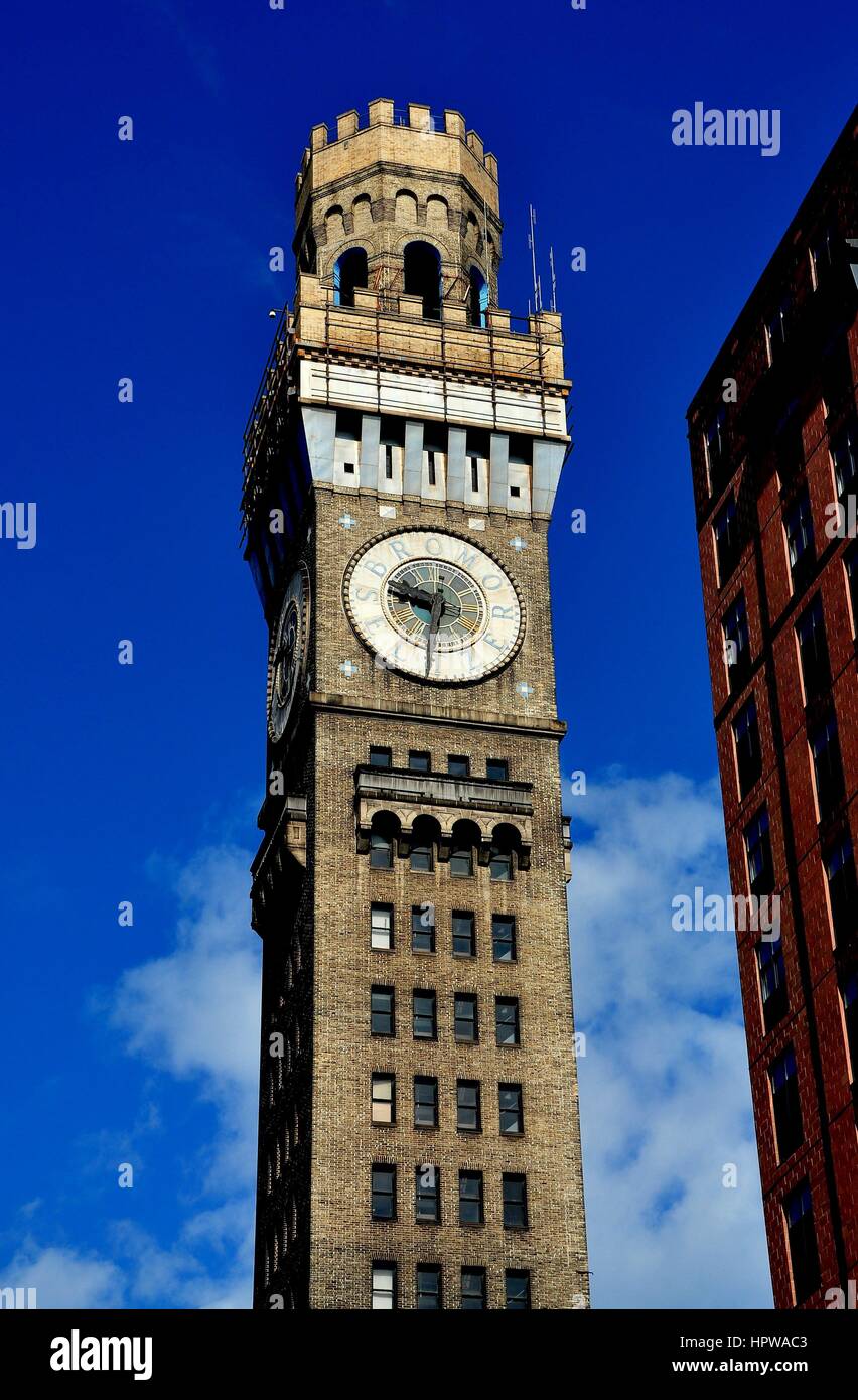 Baltimore, Maryland - Juillet 22, 2013 : La Tour Des Arts 1911 Bromo-Seltzer sur Lombard Street Banque D'Images