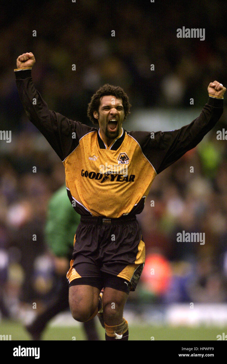 WOLVERHAMPTON WANDERERS FC DON GOODMAN 18 Mars 1998 Banque D'Images