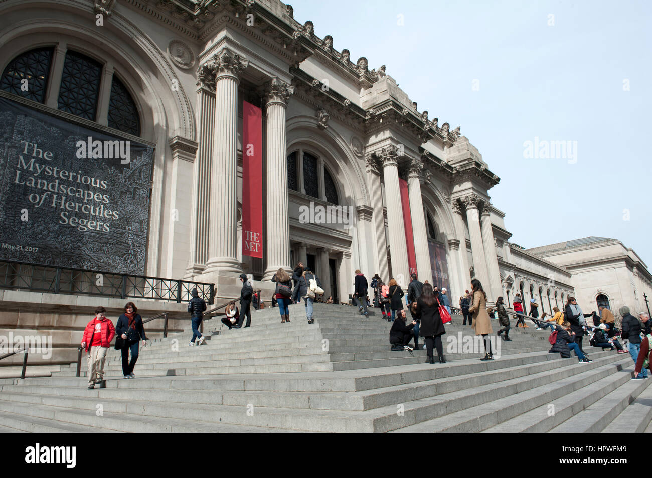 L'entrée principale du Metropolitan Museum of Art sur la Cinquième Avenue à Manhattan, New York City. 21 février 2017 Banque D'Images