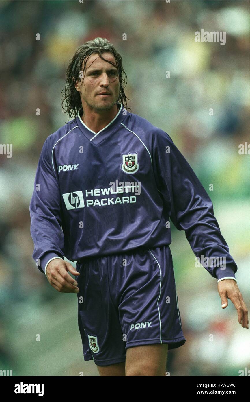 Grande Photo Dédicacée De David Ginola – Tottenham Hotspurs – Autographe Original