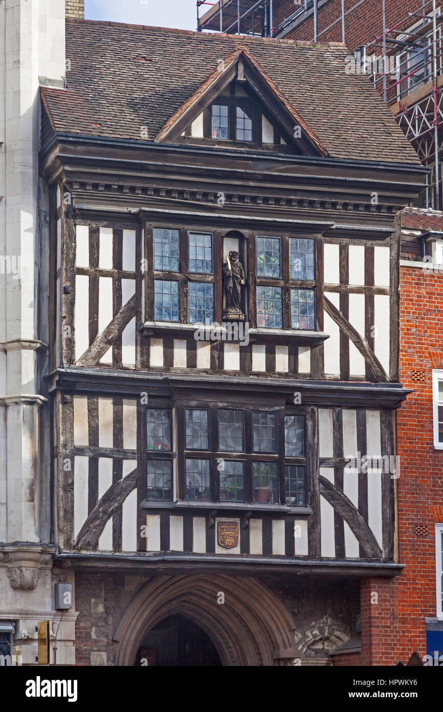 London, West Smithfield Le Tudor gatehouse au St Bartholomew-the-Great Banque D'Images