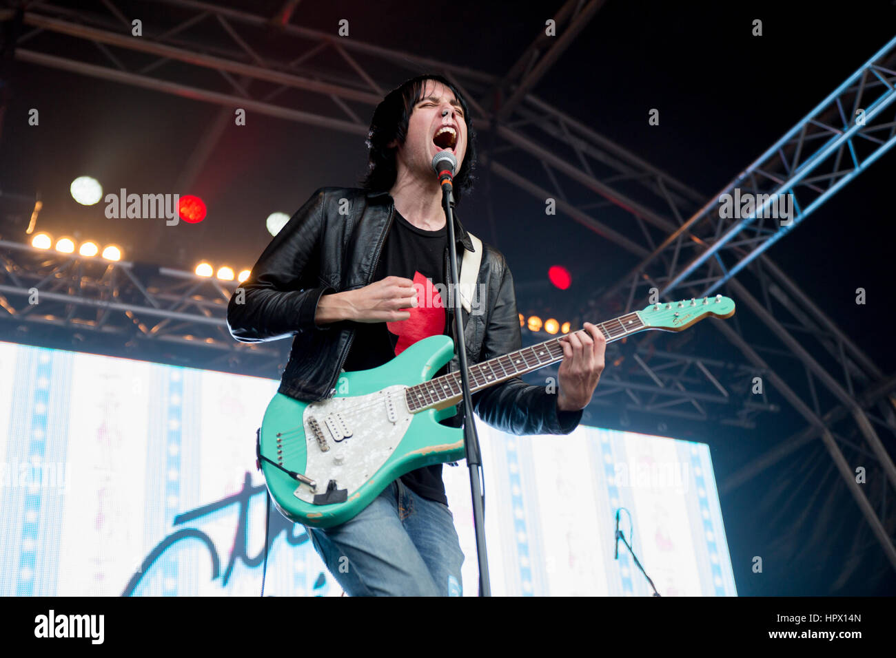 The Cribs - Ryan Jarman en direct au Liverpool Sound Festival de la ville Mai 2015 Banque D'Images