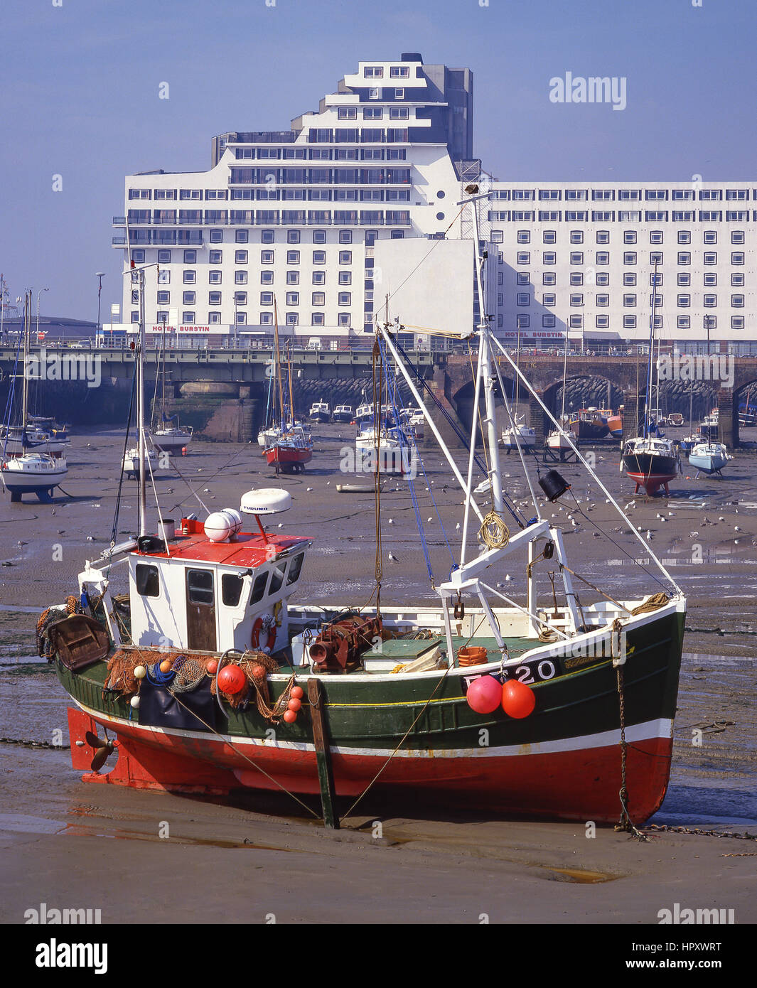Grand Burstin Hotel Folkestone, depuis le port, Kent, Angleterre, Royaume-Uni Banque D'Images