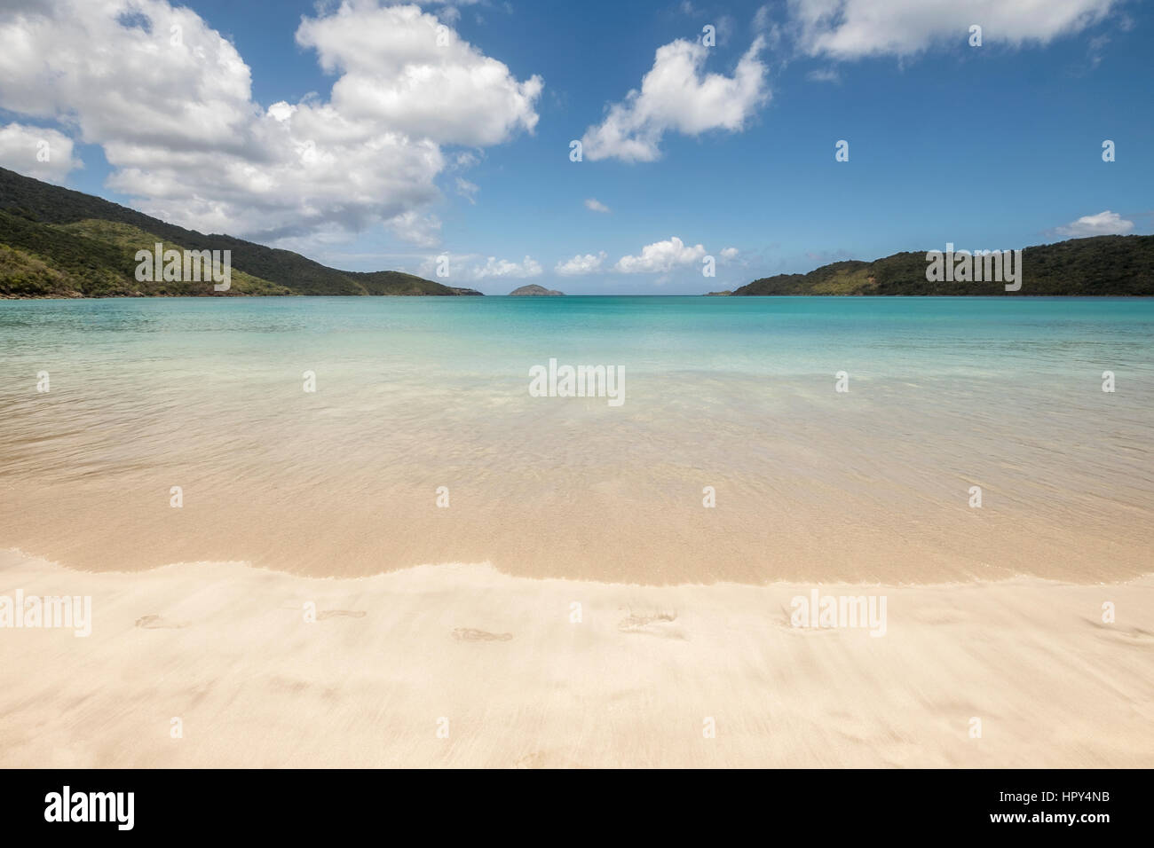 L'Étonnant Magens Bay Beach à St Thomas US Virgin Islands dans la mer des Caraïbes Banque D'Images