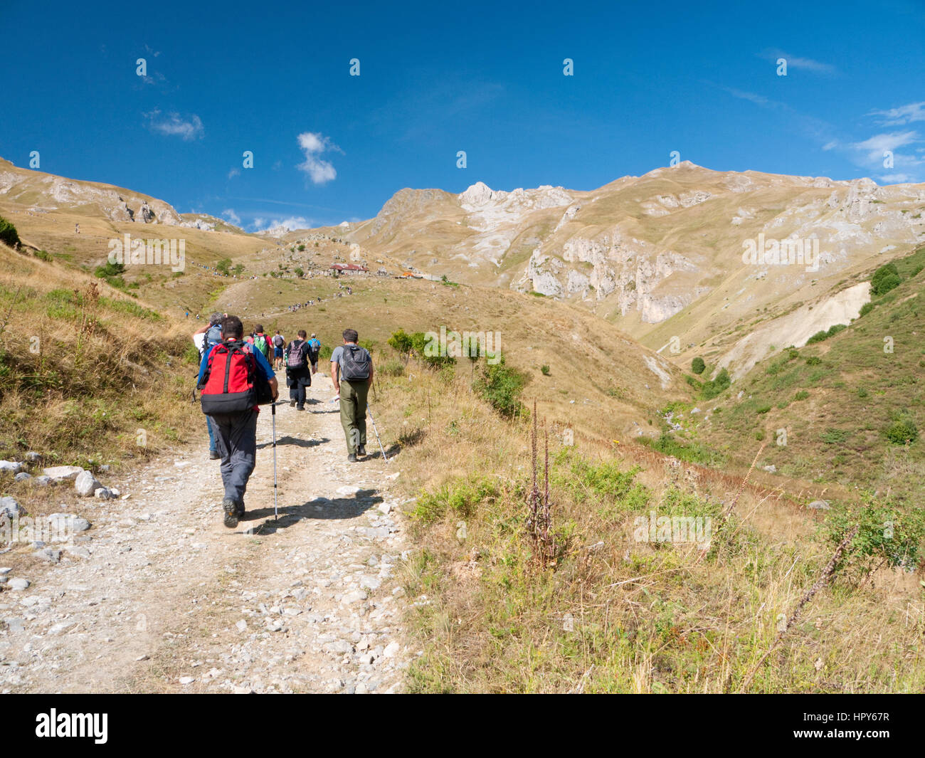 Golem Korab, plus haute montagne de Macédoine, lors de la journée nationale de la randonnée au sommet qui attire des milliers de randonneurs de toute l'Europe chaque année Banque D'Images