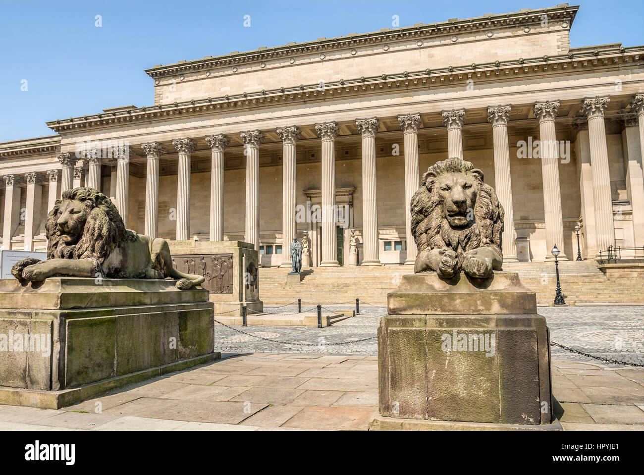 World Museum Liverpool est un grand musée de Liverpool, en Angleterre qui a d'importantes collections couvrant l'archéologie, l'ethnologie et de l'environnement naturel et phy Banque D'Images