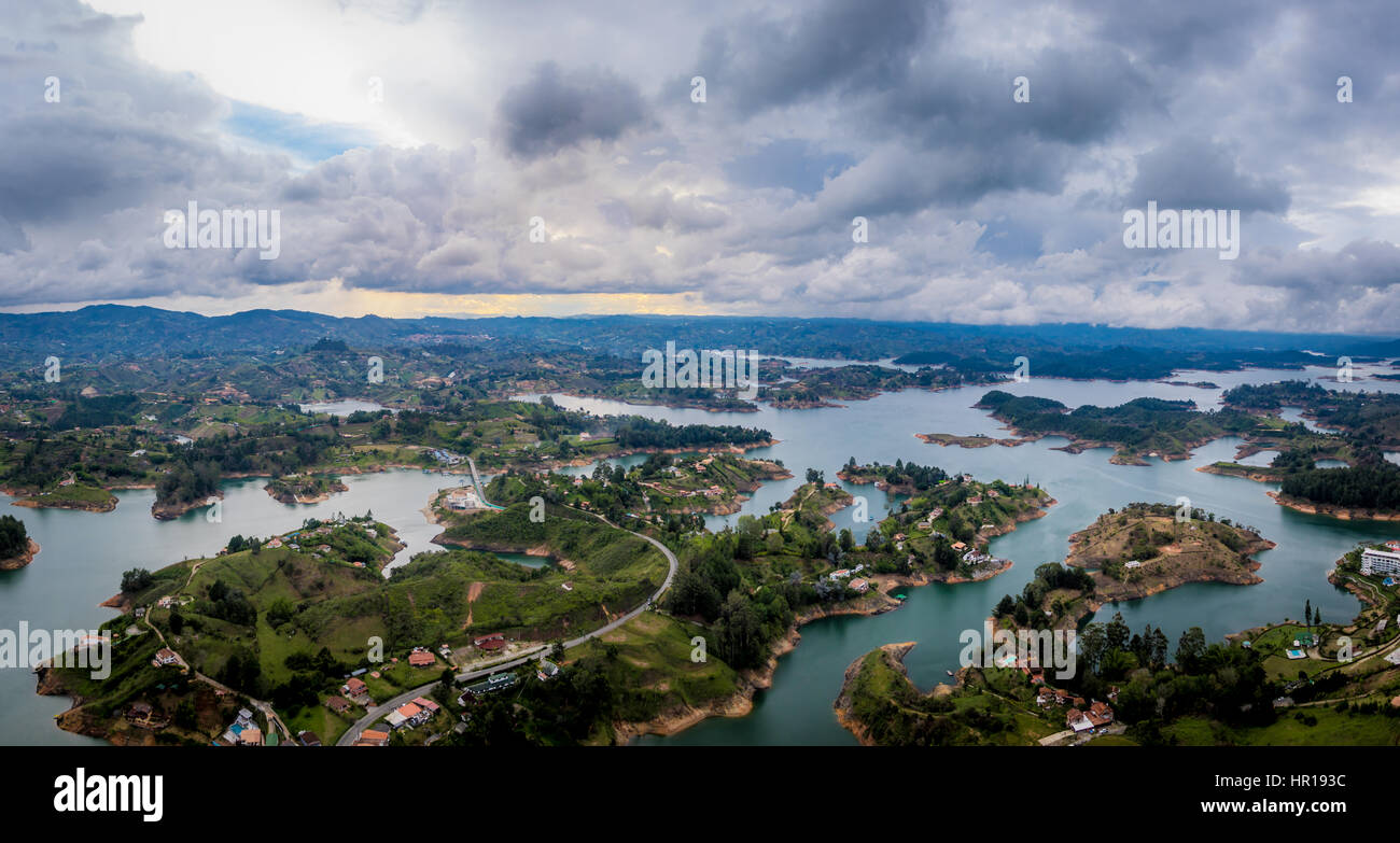 Vue panoramique du barrage de Guatape (Seignosse) - Colombie Banque D'Images