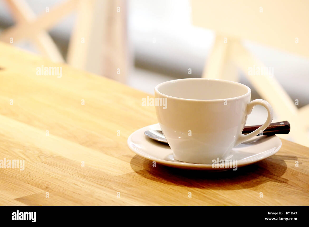 Tasse de café sur la table Banque D'Images