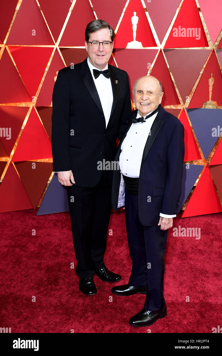 David Rubin et Lynn Stalmaster arrivant à la 89e Academy Awards tenue au Kodak Theater à Hollywood, Los Angeles, USA. Banque D'Images