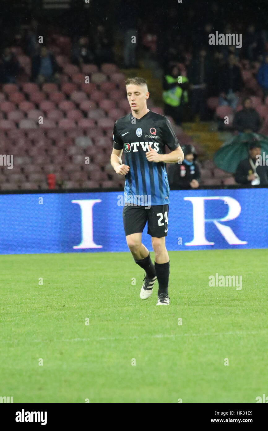 Naples, Italie. Feb 25, 2017. Match de foot entre SSC Napoli et Atalanta au stade San Paolo de Naples .résultat final Napoli vs Atalanta 0-2.En photo Andrea Conti (ATALANTA) Credit : Salvatore Esposito/Pacific Press/Alamy Live News Banque D'Images