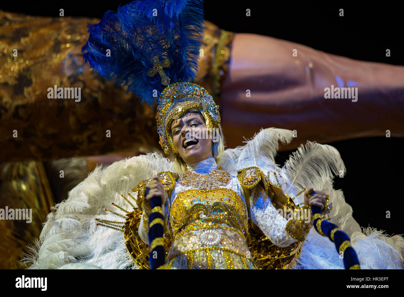 Sao Paulo, Sao Paulo, Brésil. Feb 25, 2017. Membres de Unidos de Vila Maria participer à l'École de Samba du groupe spécial défilé des Écoles de Samba à Anhembi Sambadrome, dans le cadre du Carnaval 2017 à Sao Paulo, Brésil Crédit : Paulo Lopes/ZUMA/Alamy Fil Live News Banque D'Images