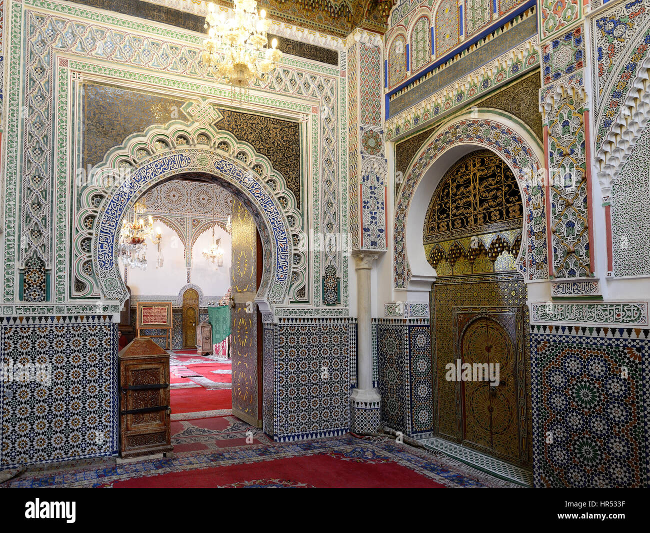 Fes, MAROC - 30 novembre : à l'intérieur de la mosquée dans la vieille partie de la ville Fez le 30 novembre, 2015 Banque D'Images