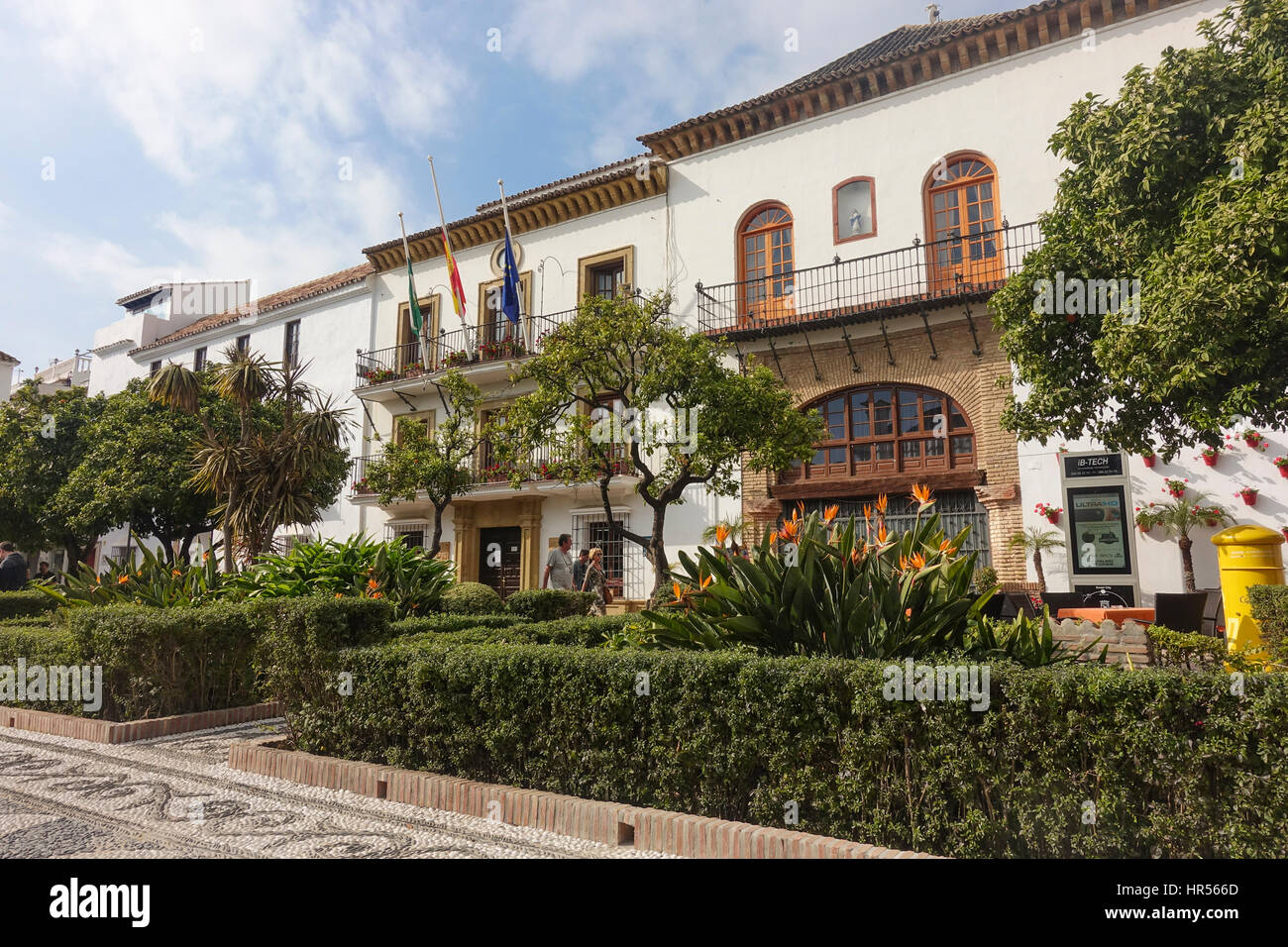 Hôtel de ville sur la Plaza de los Naranjos, carré orange, avec restaurant, salle à manger extérieure , ,Marbella, Andalousie, Espagne Banque D'Images