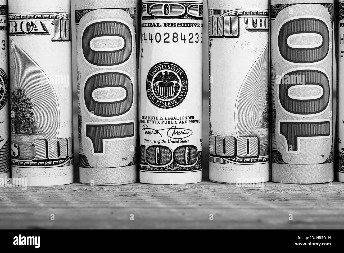 Dollar bills attaché avec bande en caoutchouc Banque D'Images