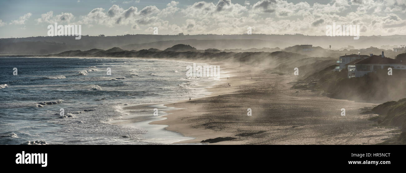 La plage de Keurboomstrand en fin d'après-midi, lumière, Western Cape, Afrique du Sud Banque D'Images