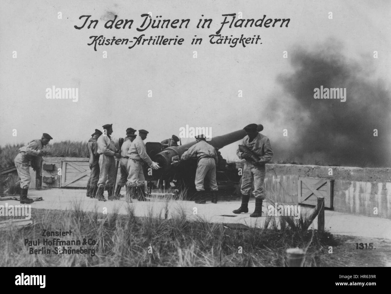 L'artillerie côtière en Flandre, en Belgique, au cours de la Première Guerre mondiale, 1914. À partir de la Bibliothèque publique de New York. Banque D'Images