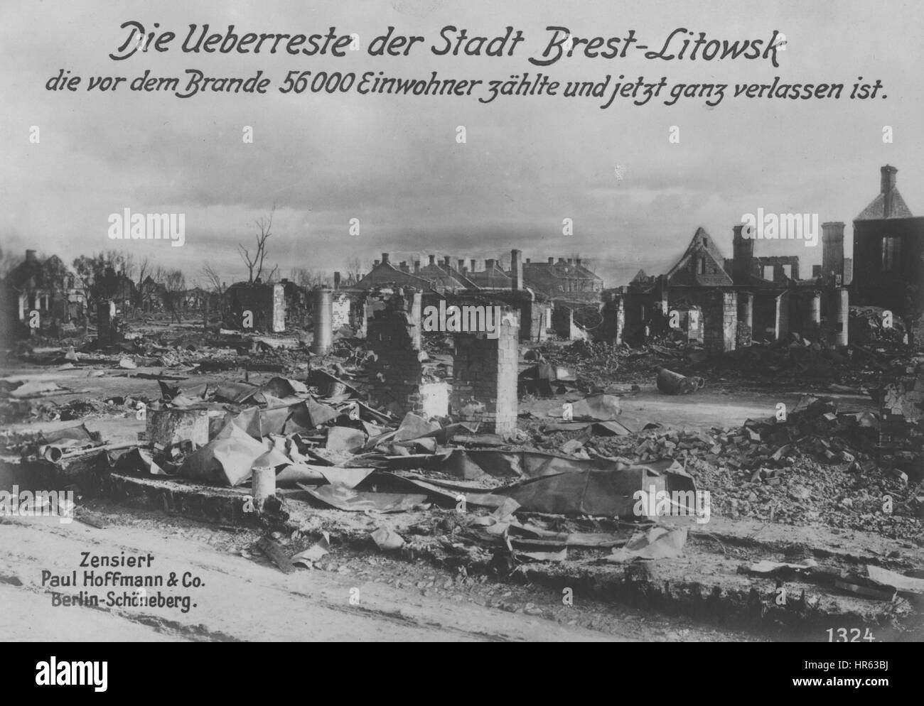 Les vestiges de la ville incendiée de Brest-Litovsk, Bélarus, où la signature d'un traité qui a mis fin à la participation de la Russie dans la Première Guerre mondiale, 1918. À partir de la Bibliothèque publique de New York. Banque D'Images